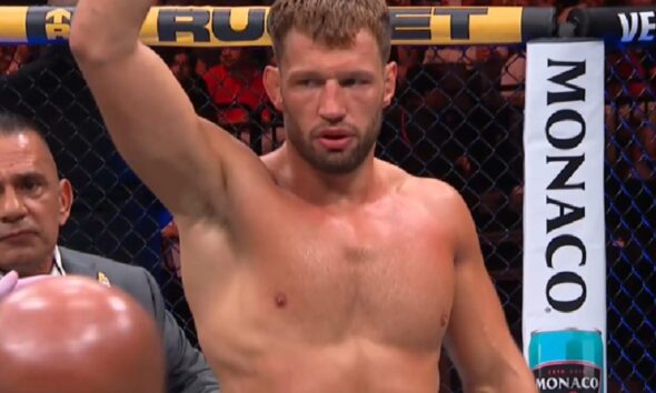UFC Sacramento Results: Reinier de Ridder TKO's Roman Dolidze (Video)