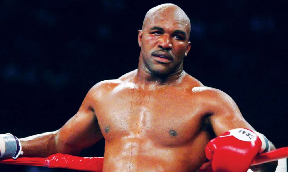 Evander Holyfield Reveals Knockout Artist Who Could Defeat Oleksandr Usyk