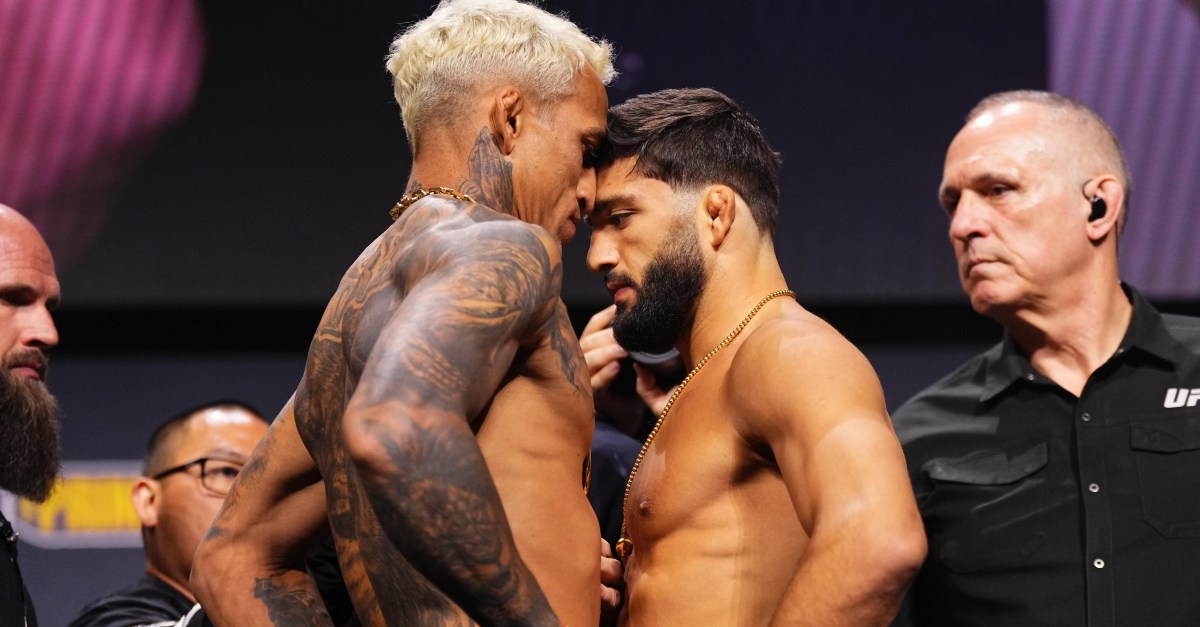Charles Oliveira&rsquo;s coach names opponents worthy of BMF title fights, and why Arman Tsarukyan isn&rsquo;t one