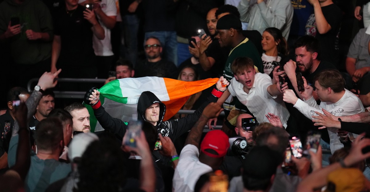 Conor McGregor predicts new UFC champion at UFC 330