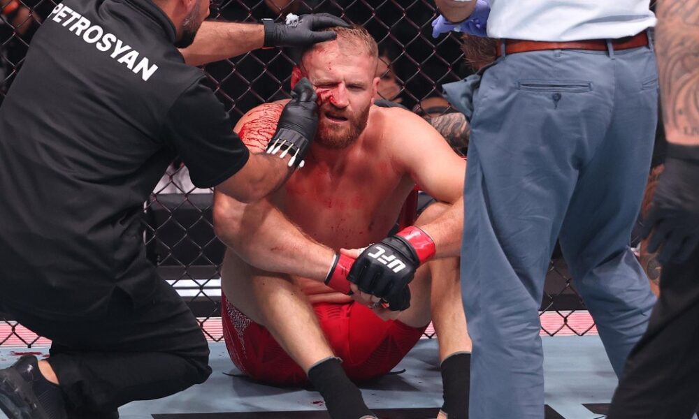 Jan Blachowicz shows off nasty cut in first statement after UFC Belgrade knockout loss