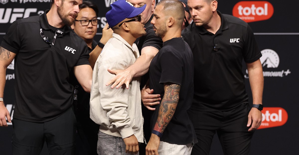 Joshua Van and Alexandre Pantoja have to be separated at UFC 331 press conference: &lsquo;When someone talks, you shut your f*cking mouth&rsquo;