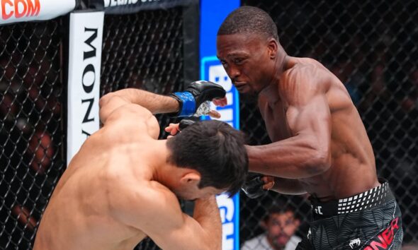 UFC 330 video: Jalin Turner lays waste to Kaue Fernandes in just 39 seconds