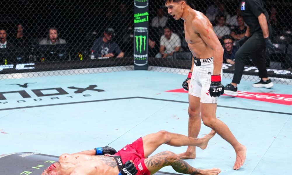 UFC Shanghai video: Undefeated Bilal prospect debuts with spectacular 1-punch knockout, nails Michael Jackson moves