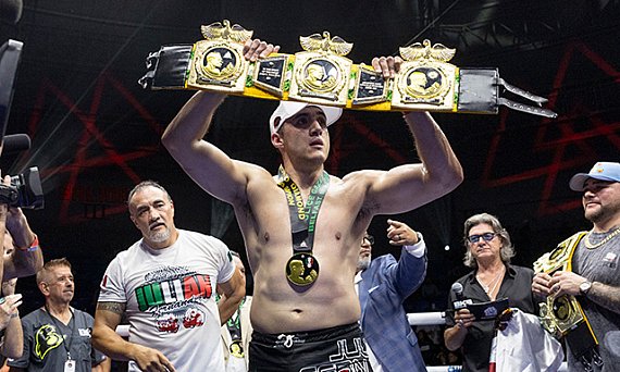BKB 59 results: Julian Fernandez rallies for KO in Mexico debut