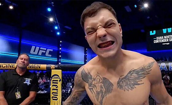 Dana White hands UFC contract to KSW standout following first-round TKO