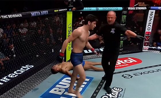UFC fighter calls rival a &lsquo;clown&rsquo; after illegal knee ends &lsquo;TUF 34&rsquo; final