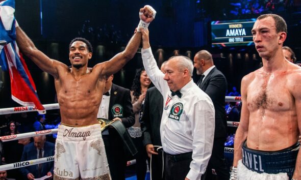 "Osleys Iglesias Takes on Munguia and Sheeraz in Thrilling Boxing Matchup"