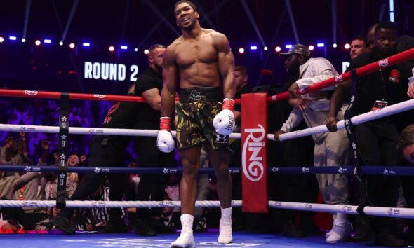 "Anthony Joshua Opts Out of Usyk Training Camp for Tyson Fury Fight"