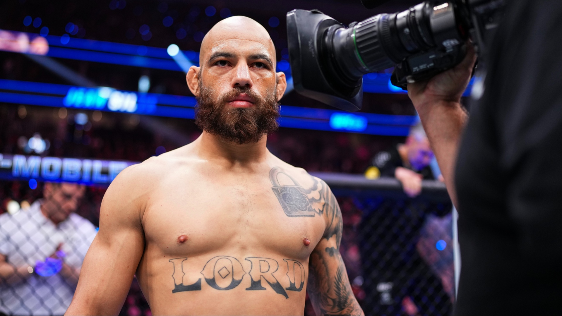 Jean Silva tells heartwarming origin of 'barking' at UFC opponents