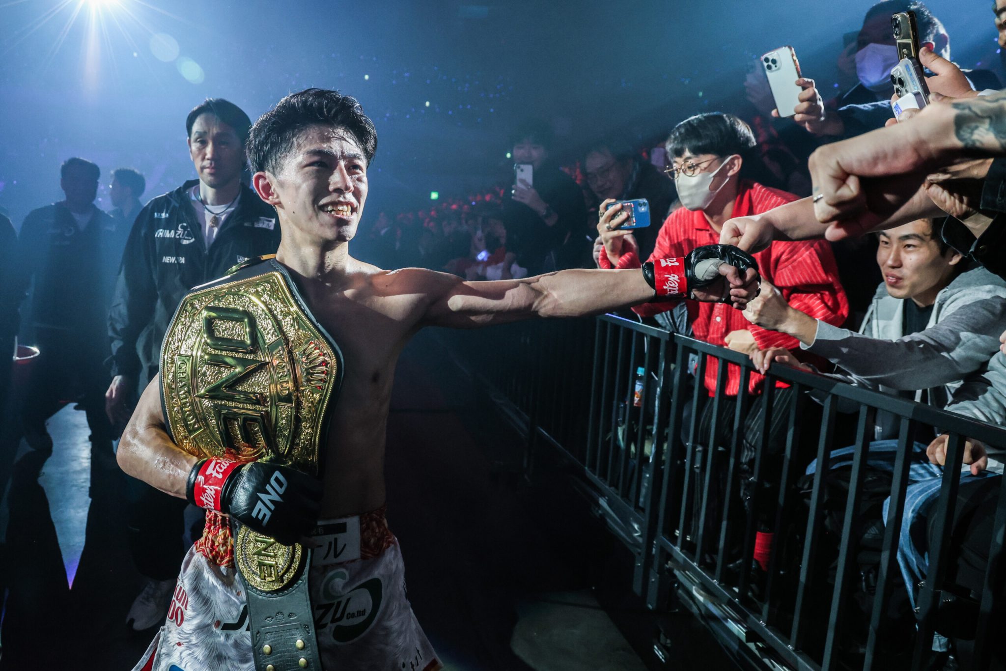 Nadaka shares Hall of Fame night with Takeru at ONE World Title defense