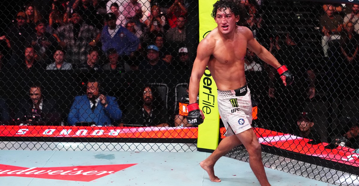 &lsquo;Amazing fight but scary ending&rsquo;: Pros react to terrifying Raul Rosas Jr. vs. Raoni Barcelos fight at UFC Vegas 121