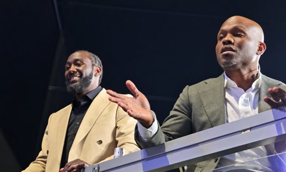 "Terence Crawford and Tim Bradley React to Fundora's Stoppage Victory"
