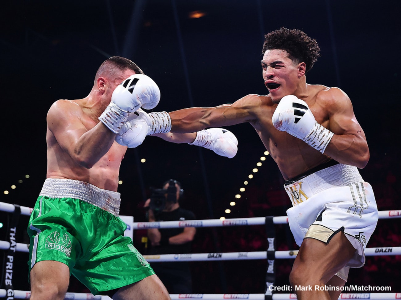 "Odel Kamara Secures Victory in Debut Fight Despite Struggling in Final Round"