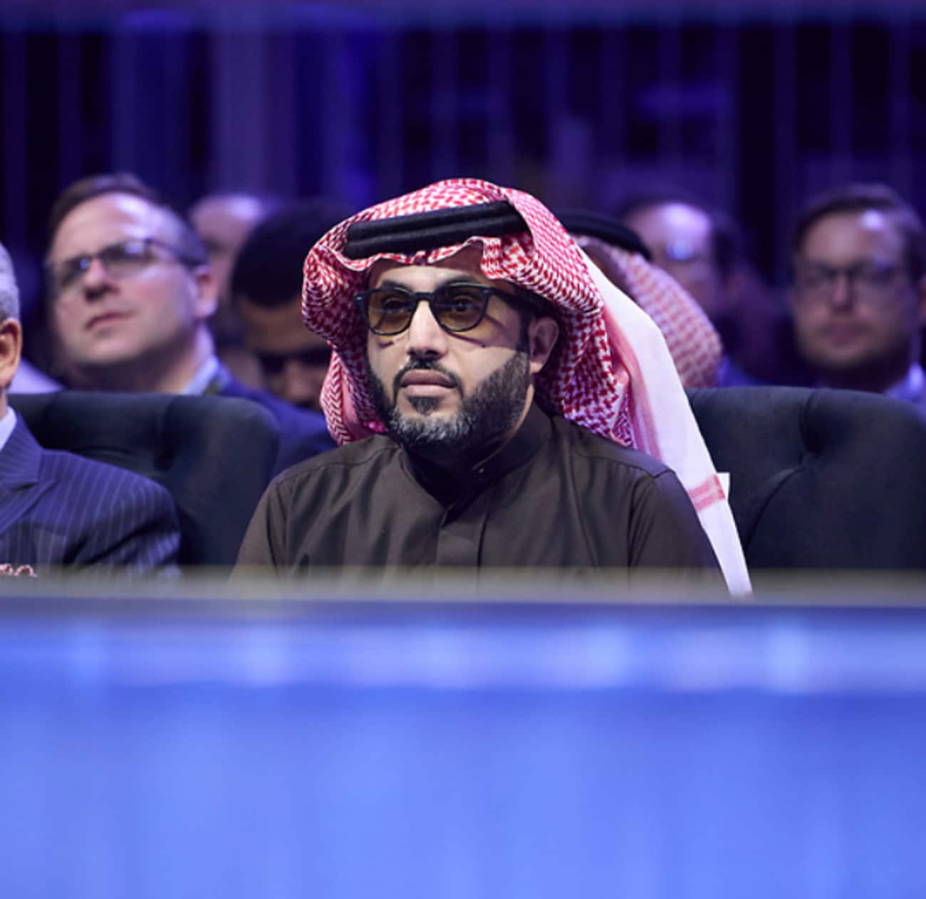 "Impact of Saudi Purse Cuts on Boxing Stars' Earnings Expectations"
