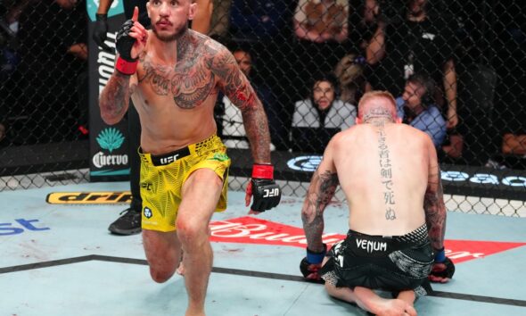 Renato Moicano explains why he should be Ilia Topuria&rsquo;s next opponent: &lsquo;He needs an easy fight&rsquo;