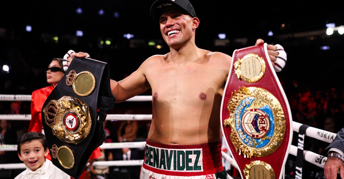 David Benavidez Praises Artur Beterbiev's Quest for Cruiserweight Showdown as a Win for Boxing Fans