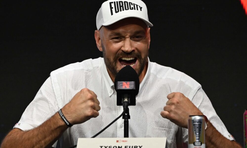 Tyson Fury Claims Fight with Anthony Joshua is a Pride of Britain Showdown